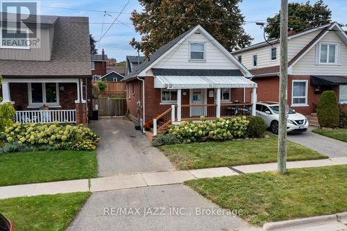 354 Kingsdale Avenue, Oshawa (O'Neill), ON - Outdoor With Facade