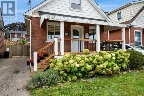 354 Kingsdale Avenue, Oshawa (O'Neill), ON - Outdoor