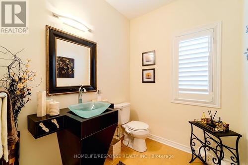 3121 Pincombe Drive, London, ON - Indoor Photo Showing Bathroom