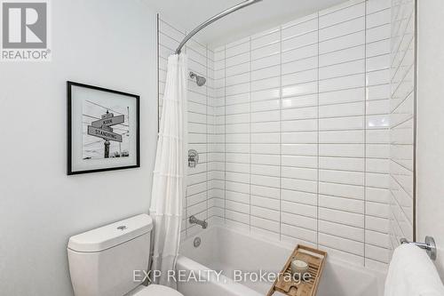 203 - 332 Gosling Gardens, Guelph, ON - Indoor Photo Showing Bathroom