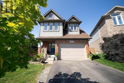 8 Oakes Court, Guelph, ON - Outdoor With Facade