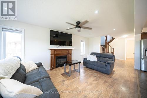 8 Oakes Court, Guelph, ON - Indoor Photo Showing Living Room With Fireplace