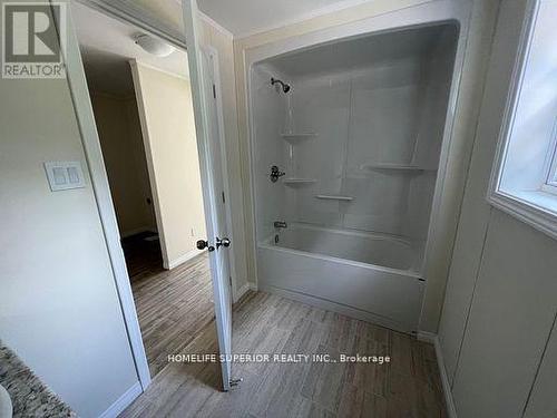 16 Belmont Street, Havelock-Belmont-Methuen (Havelock), ON - Indoor Photo Showing Bathroom