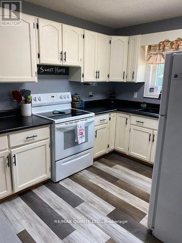 862 Ray Road S, Centre Hastings, ON - Indoor Photo Showing Kitchen