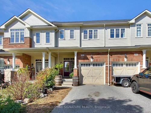 82 Pearcey Cres, Barrie, ON - Outdoor With Facade