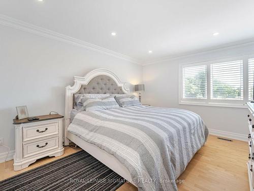 762 Vermouth Ave, Mississauga, ON - Indoor Photo Showing Bedroom