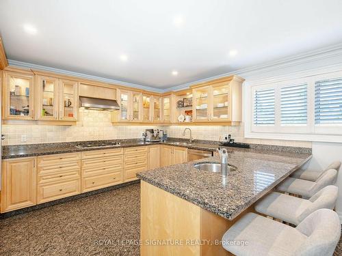 762 Vermouth Ave, Mississauga, ON - Indoor Photo Showing Kitchen With Double Sink