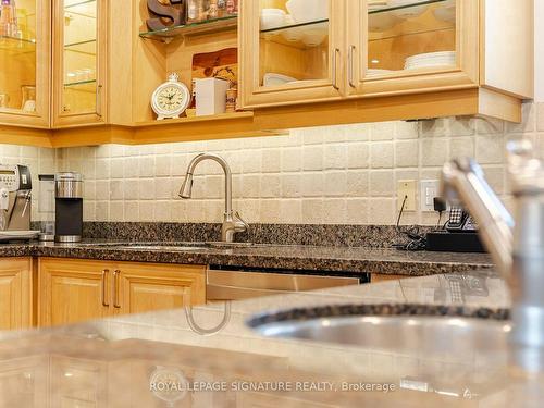 762 Vermouth Ave, Mississauga, ON - Indoor Photo Showing Kitchen