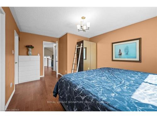 1278 Brillinger St, Oakville, ON - Indoor Photo Showing Bedroom