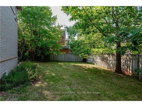 1278 Brillinger St, Oakville, ON - Outdoor