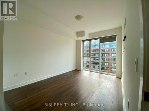 710 - 100 Eagle Rock Way, Vaughan, ON - Indoor Photo Showing Other Room