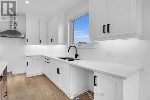 3958 Campbell Street N, London, ON - Indoor Photo Showing Kitchen With Double Sink