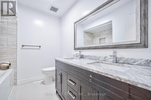 1449 Eddie Shain Drive, Oakville, ON - Indoor Photo Showing Bathroom