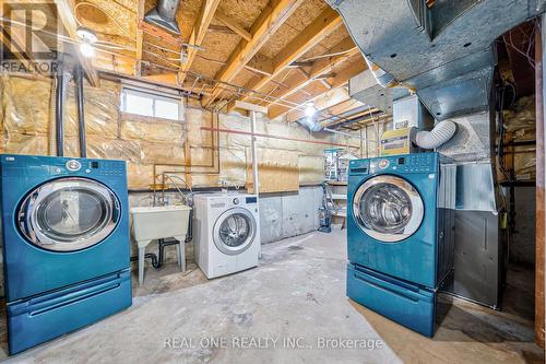 1449 Eddie Shain Drive, Oakville, ON - Indoor Photo Showing Laundry Room