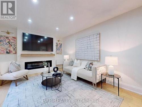 190 Crestwood Road, Caledon, ON - Indoor Photo Showing Living Room With Fireplace