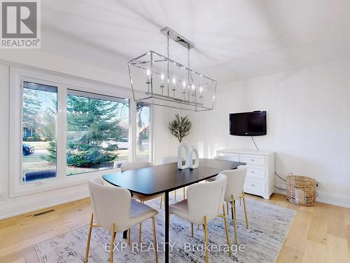 190 Crestwood Road, Caledon, ON - Indoor Photo Showing Dining Room