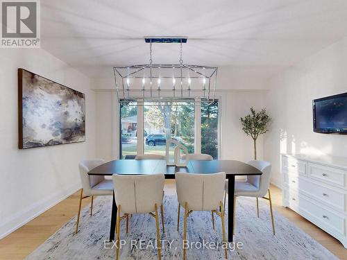 190 Crestwood Road, Caledon, ON - Indoor Photo Showing Dining Room