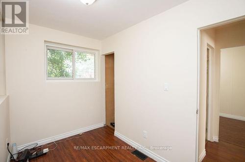 2090 Linmouth Terrace, Burlington, ON - Indoor Photo Showing Other Room