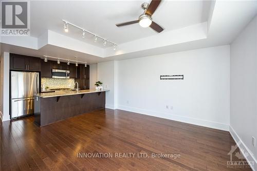 405 - 131 Holland Avenue, Ottawa, ON - Indoor Photo Showing Kitchen