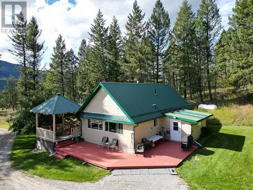 5670 Glenmore Drive, Edgewater, BC - Outdoor With View