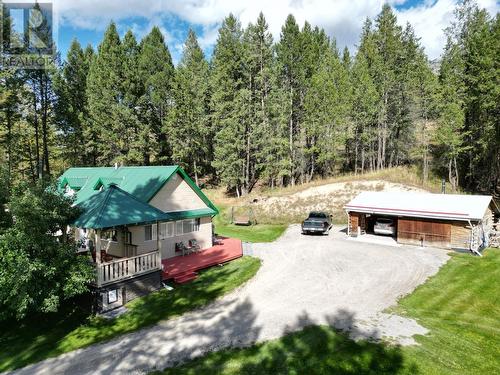 5670 Glenmore Drive, Edgewater, BC - Outdoor With Deck Patio Veranda