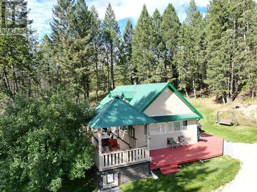 5670 Glenmore Drive, Edgewater, BC - Outdoor With Deck Patio Veranda