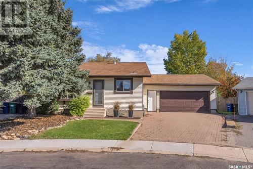 338 Wollaston Rise, Saskatoon, SK - Outdoor With Facade