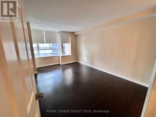 1601 - 44 Gerrard Street W, Toronto, ON - Indoor Photo Showing Other Room