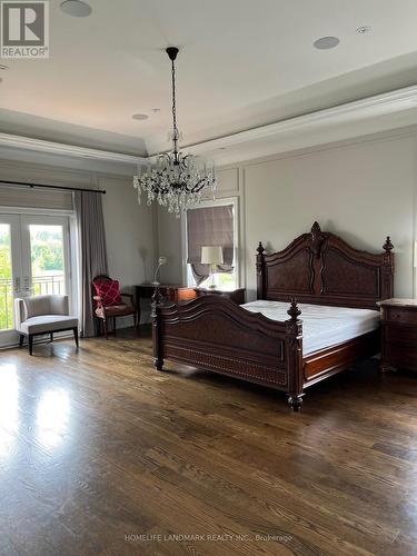 27 Claridge Drive, Richmond Hill, ON - Indoor Photo Showing Bedroom