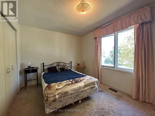 45 Cedartree Lane, Kawartha Lakes (Bobcaygeon), ON - Indoor Photo Showing Bedroom