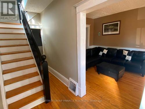 31 St Lawrence Street, Kawartha Lakes (Lindsay), ON - Indoor Photo Showing Other Room