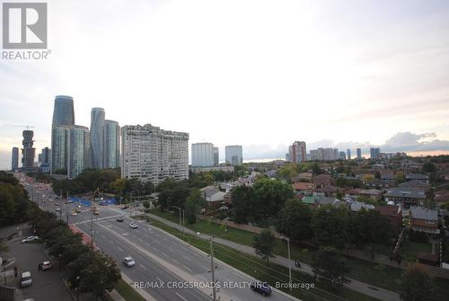 805 - 202 Burnhamthrope Road E, Mississauga, ON - Outdoor With View