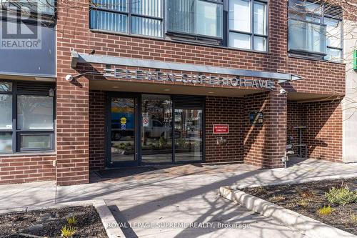 Th5 - 11 Superior Avenue, Toronto, ON - Outdoor