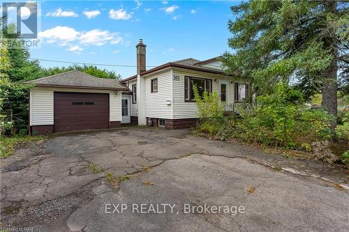 562 Broadway Street, Welland, ON - Outdoor