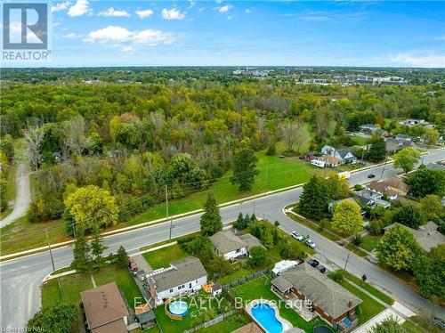 562 Broadway Street, Welland, ON - Outdoor With View