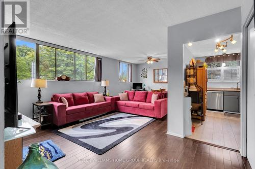 108 - 89 Westwood Road, Guelph, ON - Indoor Photo Showing Living Room