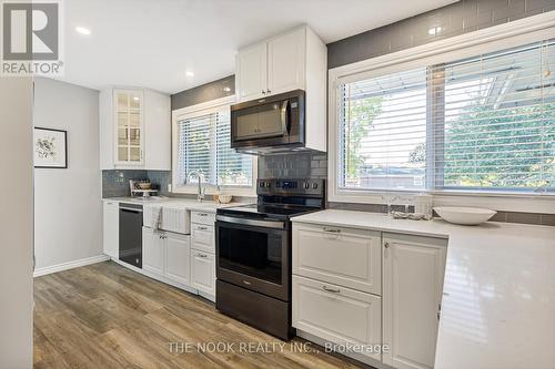 756 Eastglen Drive, Oshawa (Eastdale), ON - Indoor Photo Showing Kitchen