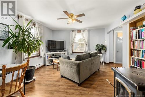 4 Sheddon Street, Richibucto, NB - Indoor Photo Showing Living Room