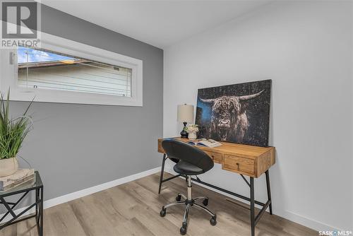 1516 H Avenue N, Saskatoon, SK - Indoor Photo Showing Office