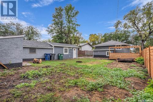 1516 H Avenue N, Saskatoon, SK - Outdoor