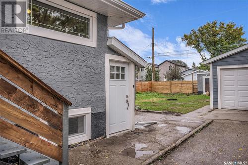 1516 H Avenue N, Saskatoon, SK - Outdoor With Exterior