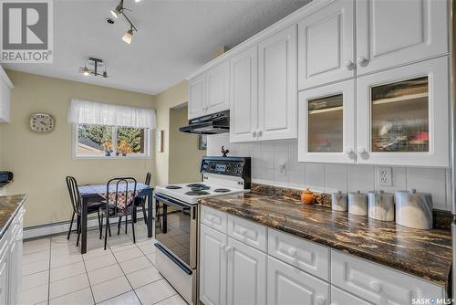 306 301 Cree Crescent, Saskatoon, SK - Indoor Photo Showing Kitchen