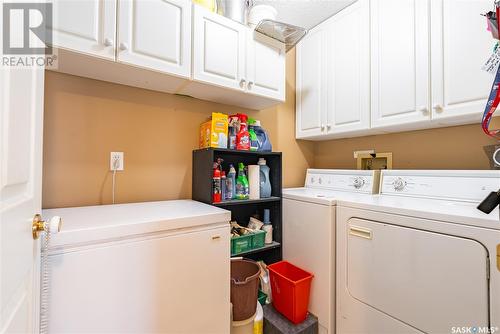 306 301 Cree Crescent, Saskatoon, SK - Indoor Photo Showing Laundry Room