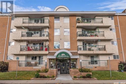 306 301 Cree Crescent, Saskatoon, SK - Outdoor With Balcony With Facade