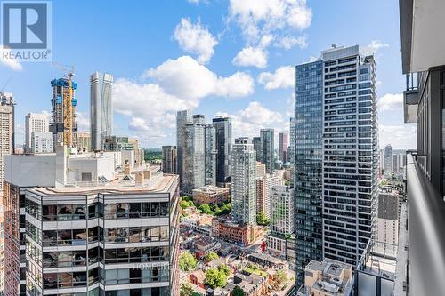 3507 - 955 Bay Street, Toronto, ON - Outdoor With Facade