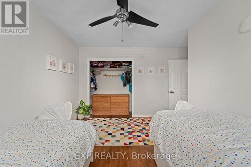 343 Walter Drive, Georgina, ON - Indoor Photo Showing Bedroom