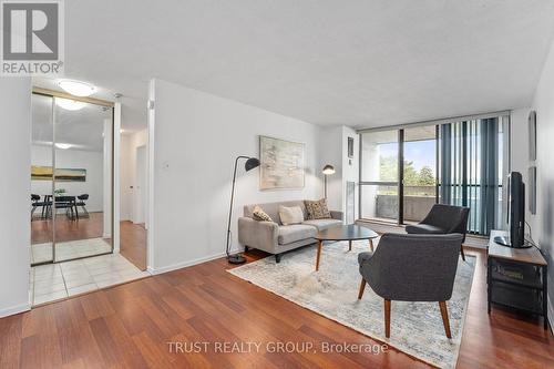 403 - 15 Kensington Road, Brampton, ON - Indoor Photo Showing Living Room