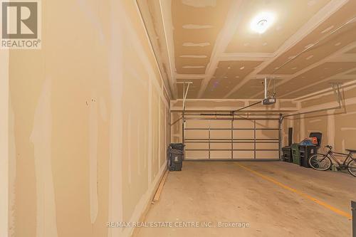 8 - 20 Woodstream Drive, Toronto, ON - Indoor Photo Showing Garage