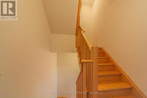 8 - 20 Woodstream Drive, Toronto, ON - Indoor Photo Showing Other Room