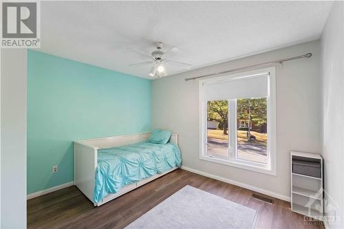 1010 Cahill Drive W, Ottawa, ON - Indoor Photo Showing Bedroom